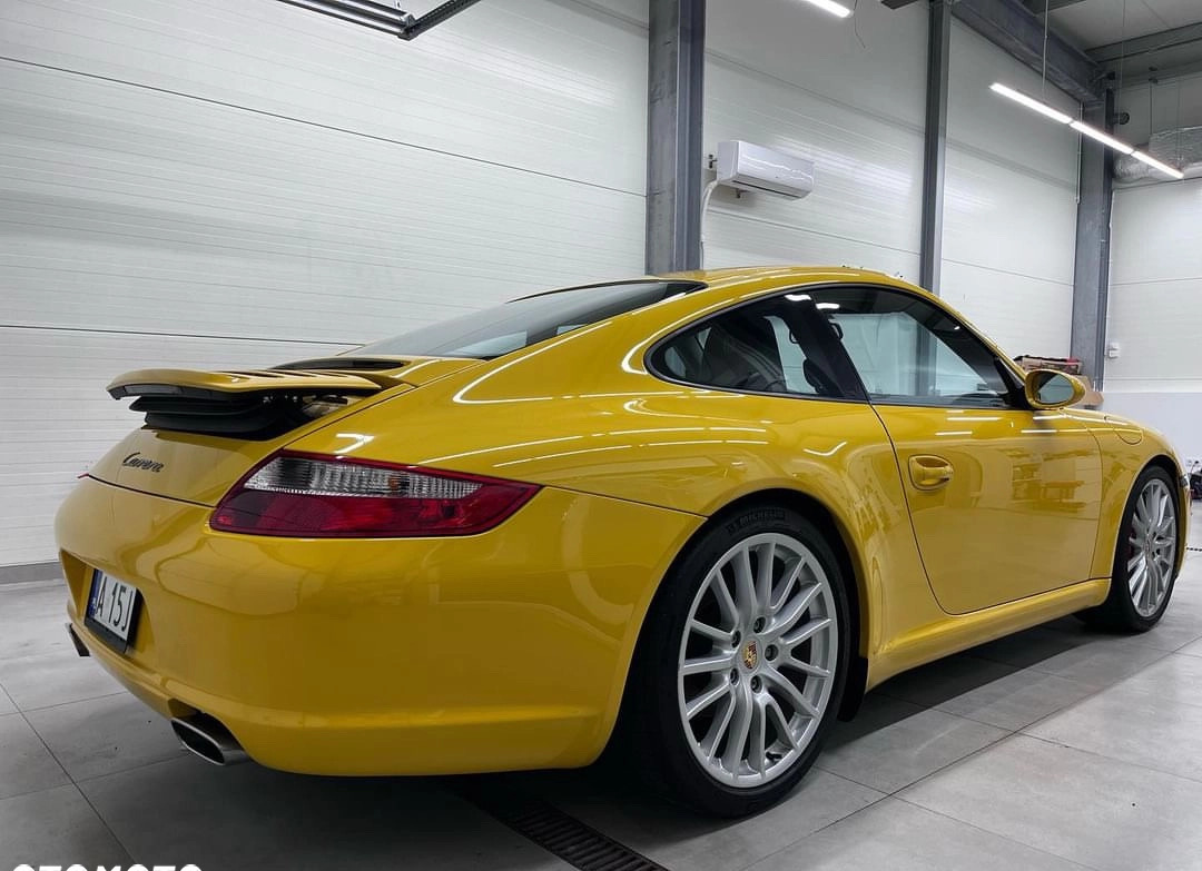 Porsche 911 cena 209000 przebieg: 93000, rok produkcji 2005 z Warszawa małe 781
